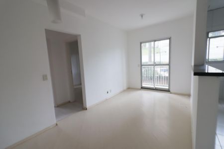 Sala de apartamento para alugar com 2 quartos, 50m² em Bussocaba, Osasco