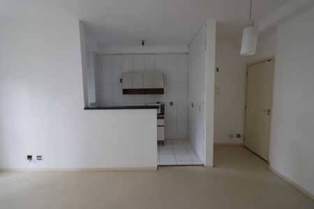 Sala de apartamento para alugar com 2 quartos, 50m² em Bussocaba, Osasco