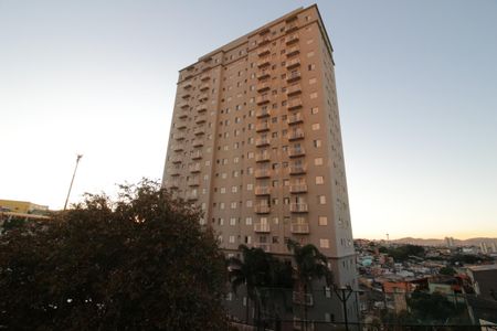Apartamento para alugar com 50m², 2 quartos e 1 vagaÁrea comum - Fachada