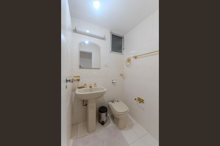 Apartamento à venda com 114m², 4 quartos e 1 vaga Apartamento à venda com 114m², 4 quartos e 1 vagaBanheiro 2