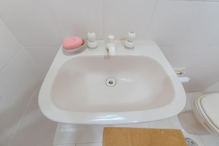 Apartamento à venda com 114m², 4 quartos e 1 vaga Apartamento à venda com 114m², 4 quartos e 1 vagaBanheiro 1