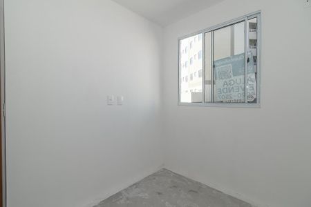 Quarto de apartamento para alugar com 2 quartos, 45m² em Rubem Berta, Porto Alegre
