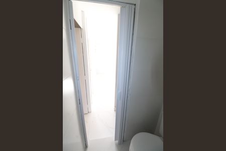 Banheiro de apartamento para alugar com 2 quartos, 48m² em Jardim Satélite, São José dos Campos