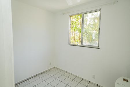 Quarto 2 de apartamento para alugar com 2 quartos, 46m² em Cosmos, Rio de Janeiro