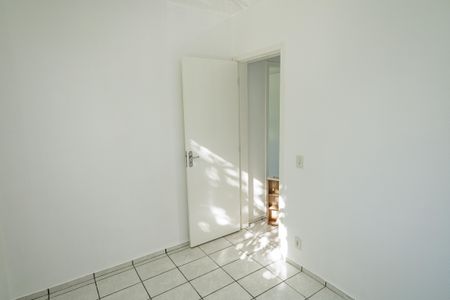 Quarto 2 de apartamento para alugar com 2 quartos, 46m² em Cosmos, Rio de Janeiro