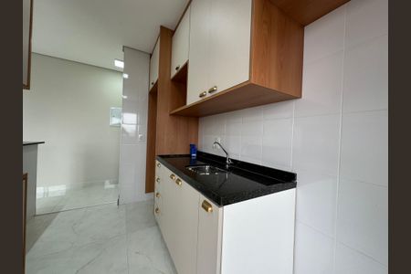 Apartamento para alugar com 56m², 2 quartos e 1 vaga Apartamento para alugar com 56m², 2 quartos e 1 vagaCozinha