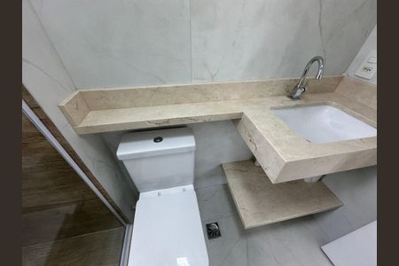 Apartamento para alugar com 56m², 2 quartos e 1 vaga Apartamento para alugar com 56m², 2 quartos e 1 vagaBanheiro