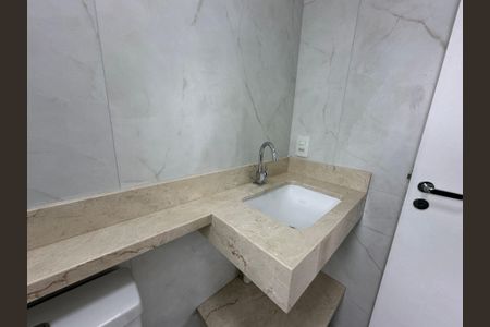 Apartamento para alugar com 56m², 2 quartos e 1 vaga Apartamento para alugar com 56m², 2 quartos e 1 vagaBanheiro