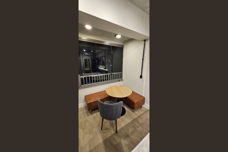 Studio para alugar com 25m², 1 quarto e sem vaga Studio para alugar com 25m², 1 quarto e sem vagaVaranda