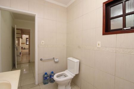 Casa para alugar com 200m², 5 quartos e 2 vagas Casa para alugar com 200m², 5 quartos e 2 vagasBanheiro Suíte 4