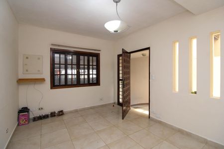 Sala  de casa para alugar com 5 quartos, 200m² em Chácara Agrindus, Taboão da Serra