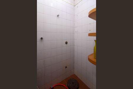 Casa para alugar com 200m², 5 quartos e 2 vagas Casa para alugar com 200m², 5 quartos e 2 vagasBanheiro de serviço