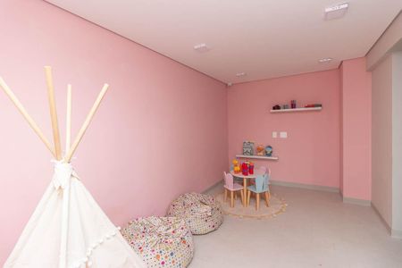 Apartamento para alugar com 33m², 2 quartos e sem vaga Apartamento para alugar com 33m², 2 quartos e sem vagaÁrea comum - Brinquedoteca