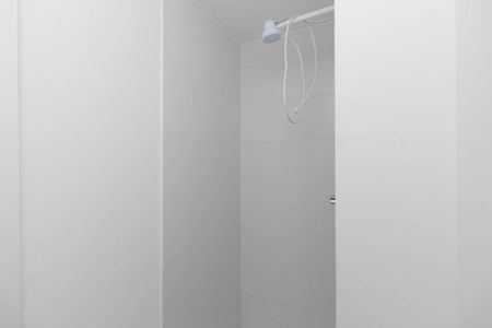 Banheiro de apartamento para alugar com 2 quartos, 33m² em Vila Maria, São Paulo