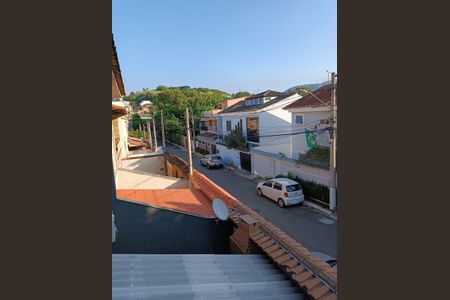 Casa de condomínio à venda com 280m², 3 quartos e 2 vagas Casa de condomínio à venda com 280m², 3 quartos e 2 vagasVaranda