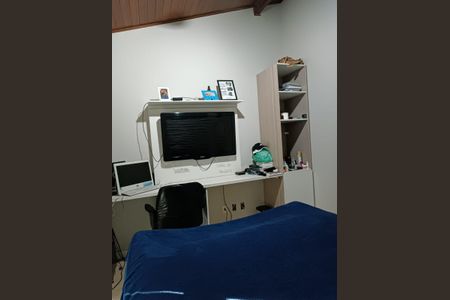 Casa de condomínio à venda com 280m², 3 quartos e 2 vagas Casa de condomínio à venda com 280m², 3 quartos e 2 vagasQuarto