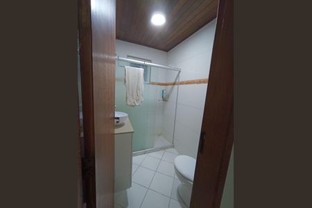Casa de condomínio à venda com 280m², 3 quartos e 2 vagas Casa de condomínio à venda com 280m², 3 quartos e 2 vagasBanheiro