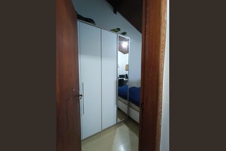 Casa de condomínio à venda com 280m², 3 quartos e 2 vagas Casa de condomínio à venda com 280m², 3 quartos e 2 vagasQuarto