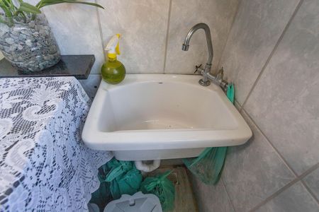 Apartamento à venda com 57m², 2 quartos e 1 vaga Apartamento à venda com 57m², 2 quartos e 1 vagaÁrea de serviço