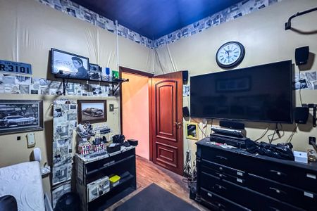Casa à venda com 319m², 3 quartos e 1 vaga Casa à venda com 319m², 3 quartos e 1 vagaQuarto 1