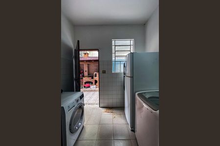 Casa à venda com 319m², 3 quartos e 1 vaga Casa à venda com 319m², 3 quartos e 1 vagaÁrea de Serviço