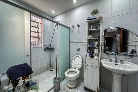 Casa à venda com 319m², 3 quartos e 1 vaga Casa à venda com 319m², 3 quartos e 1 vagaBanheiro