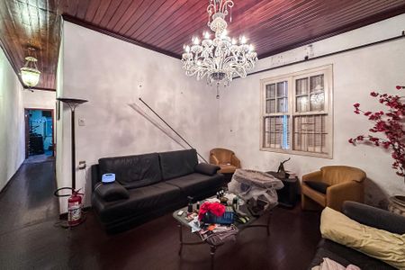 Casa à venda com 319m², 3 quartos e 1 vaga Casa à venda com 319m², 3 quartos e 1 vagaSala