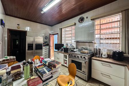 Casa à venda com 319m², 3 quartos e 1 vaga Casa à venda com 319m², 3 quartos e 1 vagaCozinha