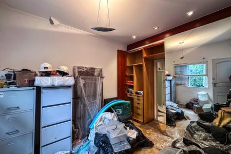 Casa à venda com 319m², 3 quartos e 1 vaga Casa à venda com 319m², 3 quartos e 1 vagaSuíte da edícula