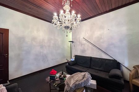 Casa à venda com 319m², 3 quartos e 1 vaga Casa à venda com 319m², 3 quartos e 1 vagaSala