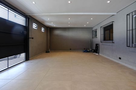 Casa para alugar com 130m², 2 quartos e 3 vagas Casa para alugar com 130m², 2 quartos e 3 vagasGaragem