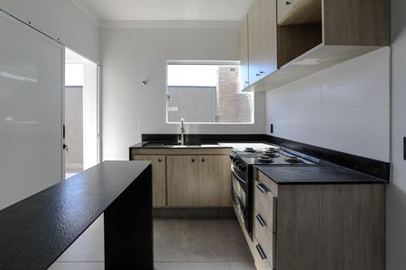 Casa para alugar com 130m², 2 quartos e 3 vagas Casa para alugar com 130m², 2 quartos e 3 vagasCozinha