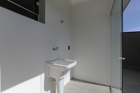 Casa para alugar com 130m², 2 quartos e 3 vagas Casa para alugar com 130m², 2 quartos e 3 vagasÁrea de Serviço