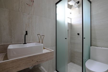 Casa para alugar com 130m², 2 quartos e 3 vagas Casa para alugar com 130m², 2 quartos e 3 vagasBanheiro