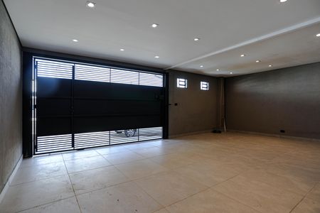 Casa para alugar com 130m², 2 quartos e 3 vagas Casa para alugar com 130m², 2 quartos e 3 vagasGaragem