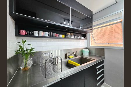 Apartamento à venda com 105m², 2 quartos e 2 vagas Apartamento à venda com 105m², 2 quartos e 2 vagasCozinha