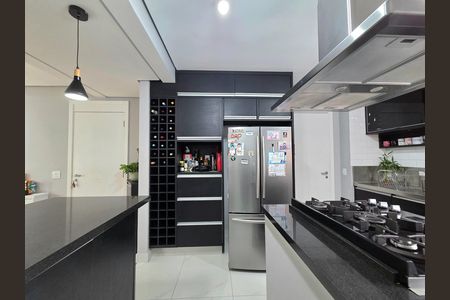 Apartamento à venda com 105m², 2 quartos e 2 vagas Apartamento à venda com 105m², 2 quartos e 2 vagasCozinha