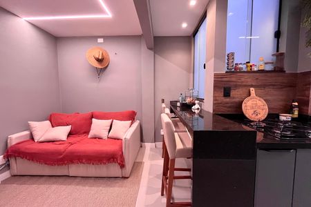 Sala  de apartamento à venda com 1 quarto, 44m² em Copacabana, Rio de Janeiro