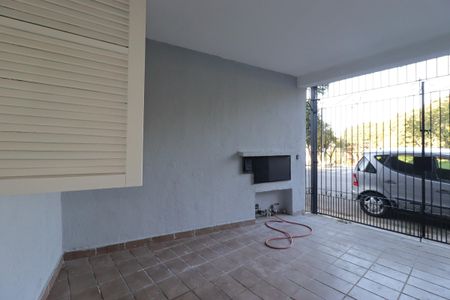 Casa à venda com 227m², 4 quartos e 2 vagasGaragem
