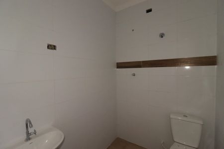 Casa à venda com 227m², 4 quartos e 2 vagasBanheiro da Casa 2