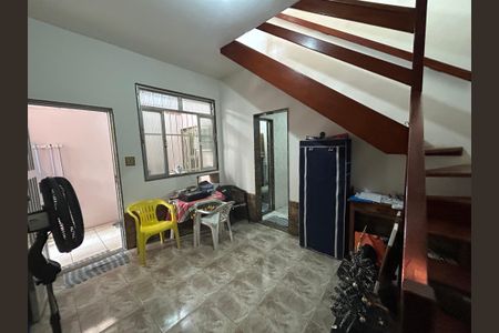 Sala de casa à venda com 3 quartos, 156m² em Vila Valqueire, Rio de Janeiro