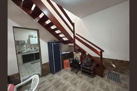 Sala de casa à venda com 3 quartos, 156m² em Vila Valqueire, Rio de Janeiro