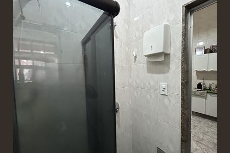 Casa à venda com 156m², 3 quartos e sem vagaBanheiro 1