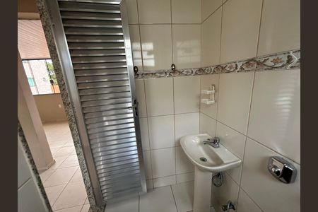 Casa à venda com 156m², 3 quartos e sem vagaBanheiro 3