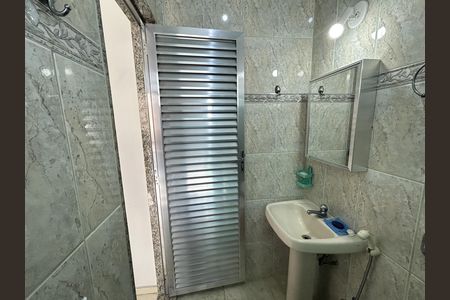 Casa à venda com 156m², 3 quartos e sem vagaBanheiro 2