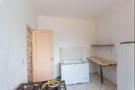 Casa à venda com 1500m², 2 quartos e 8 vagas Casa à venda com 1500m², 2 quartos e 8 vagasCozinha