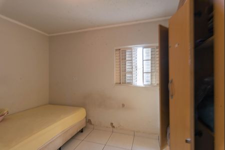 Casa à venda com 1500m², 2 quartos e 8 vagas Casa à venda com 1500m², 2 quartos e 8 vagasBanheiro da Suíte