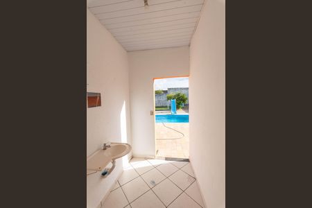 Casa à venda com 1500m², 2 quartos e 8 vagas Casa à venda com 1500m², 2 quartos e 8 vagasBanheiro