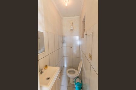Casa à venda com 1500m², 2 quartos e 8 vagas Casa à venda com 1500m², 2 quartos e 8 vagasBanheiro da Suíte