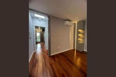 Casa de condomínio para alugar com 270m², 4 quartos e 2 vagasQuarto